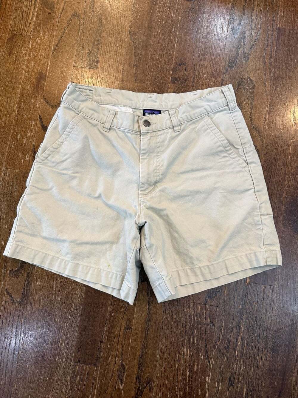 Patagonia Organic Cotton Tan Stand Up Shorts Size 32
